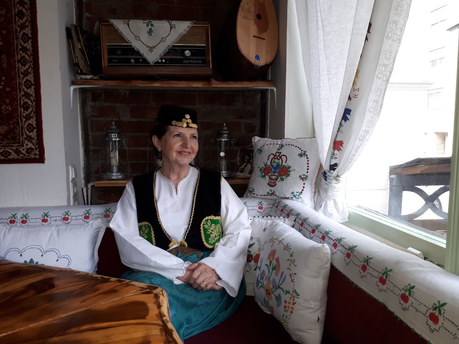 Zulfija Tahirović, interpretatorka koja je svojom zainteresovanošću i upornim radom pokazala ljubav prema našoj muzičkoj tradiciji